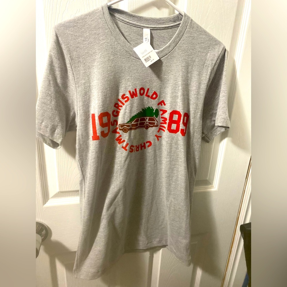 new tee with tags